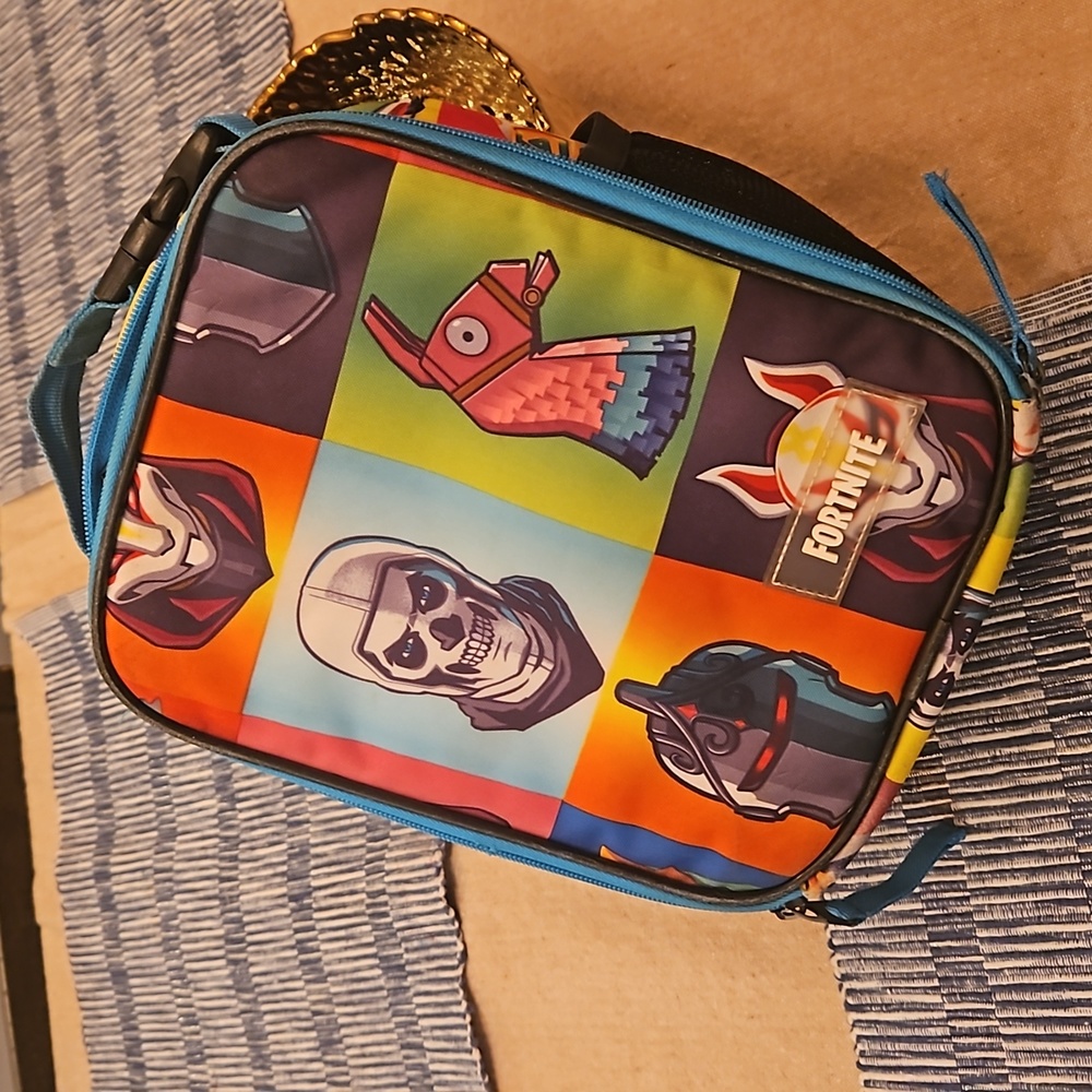 Fortnite Lunch Box